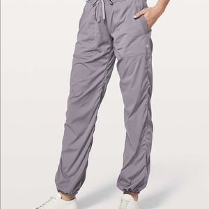 lululemon dance studios pant, mauve size 4